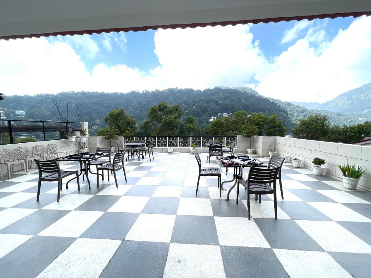 ! Mall Road-prime-location In-front-of-naini-lake Hygiene-and-spacious-room Hotel 3*