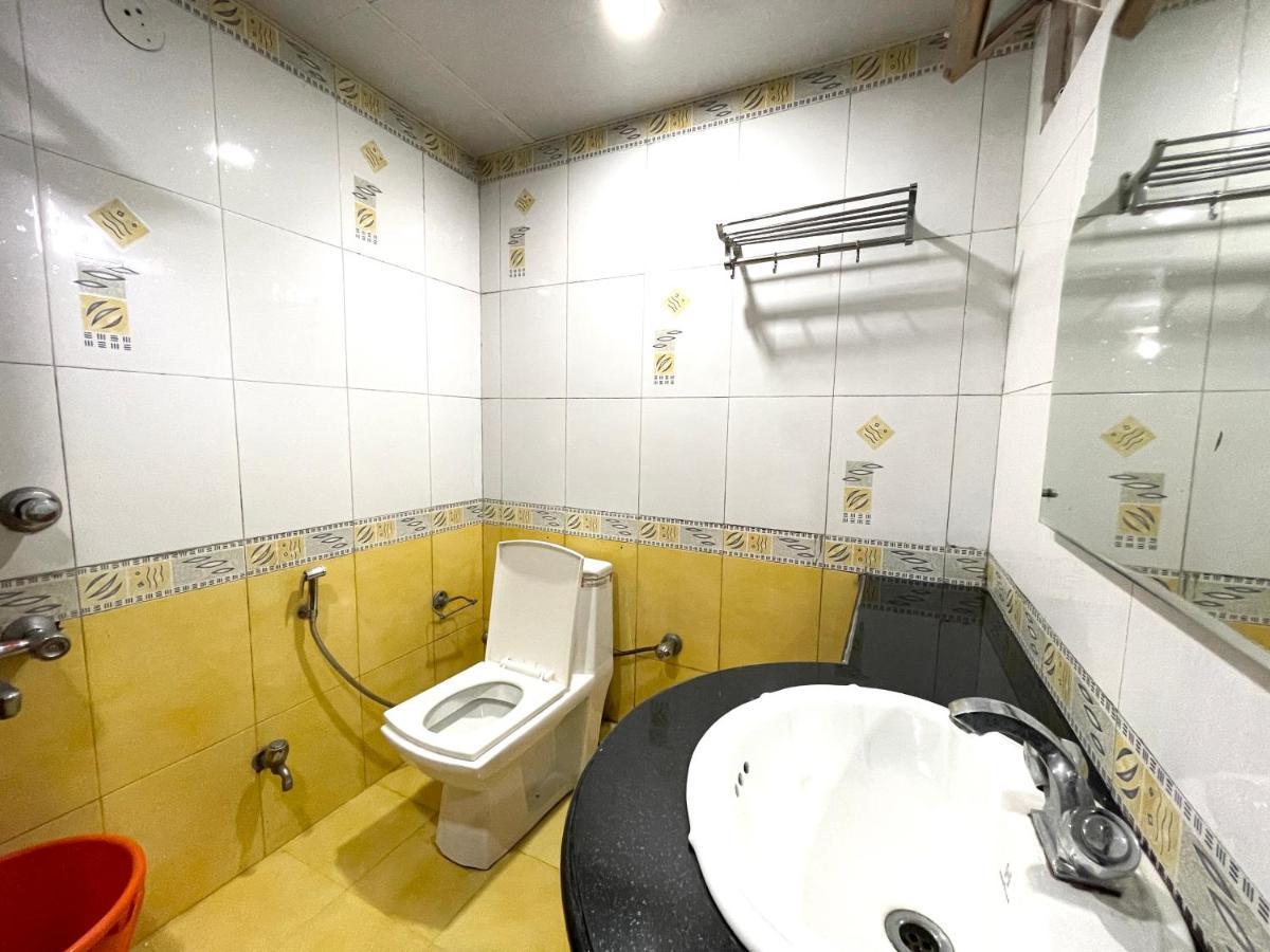 ! Mall Road-prime-location In-front-of-naini-lake Hygiene-and-spacious-room Nainital